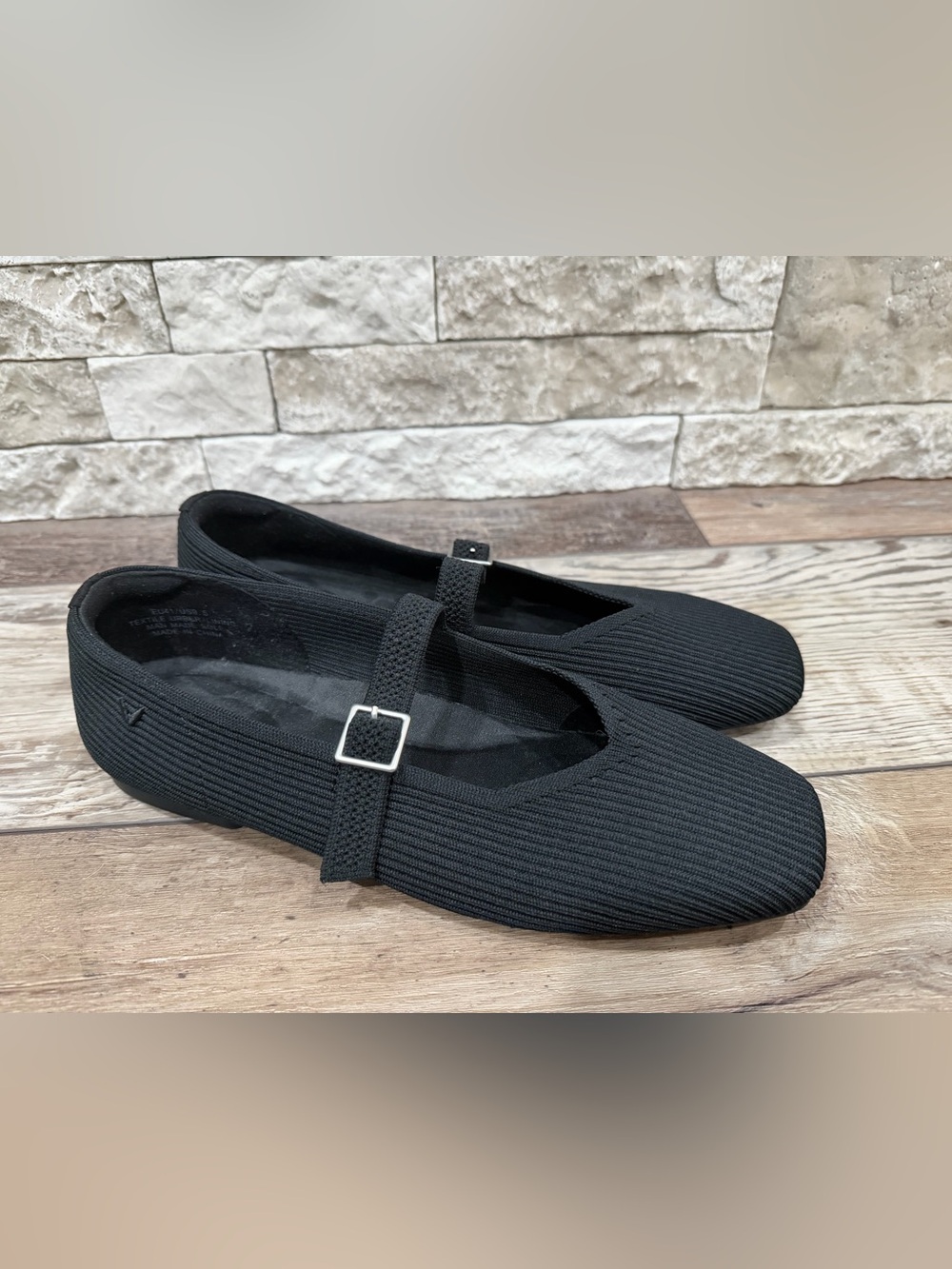 Vivaia Margot Waller Mary Jane Flats Size 41 Square Toe Black Shoes